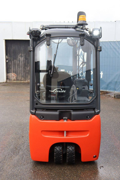 Linde E16C-02 - Chariot élévateur électrique: photos 5 Linde E16C-02 - Chariot élévateur électrique: photos 5