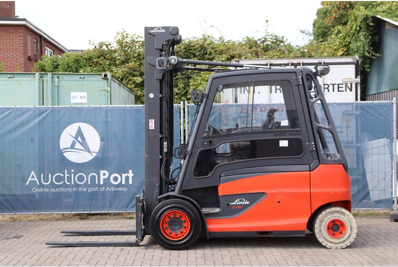 Linde E40HL-01/600 - Chariot élévateur électrique: photos 2 Linde E40HL-01/600 - Chariot élévateur électrique: photos 2