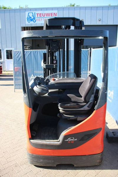 Linde R16-01 - Chariot à mât rétractable: photos 4 Linde R16-01 - Chariot à mât rétractable: photos 4