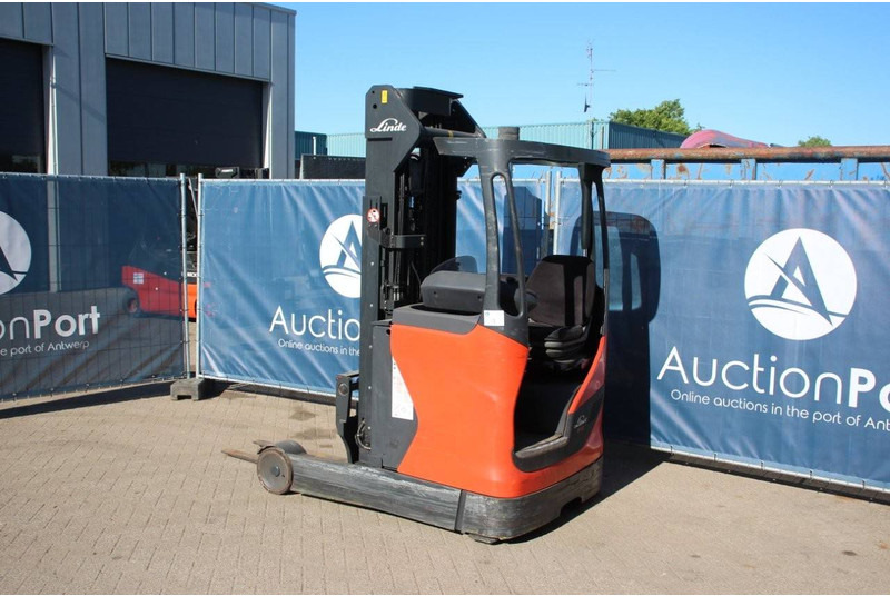 Linde R16-01 - Chariot à mât rétractable: photos 3 Linde R16-01 - Chariot à mât rétractable: photos 3