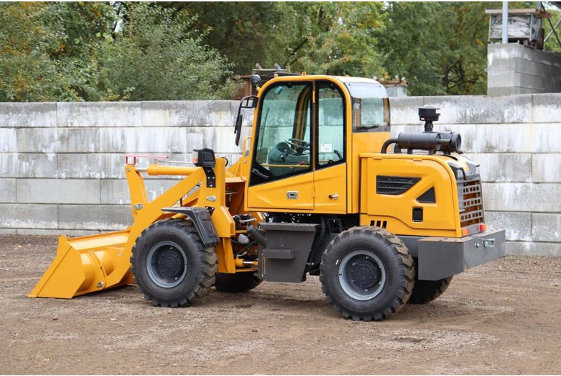 Machpro MP-L300 - Chargeuse sur pneus: photos 3 Machpro MP-L300 - Chargeuse sur pneus: photos 3
