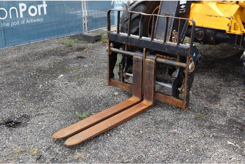 Chariot télescopique Manitou: photos 10