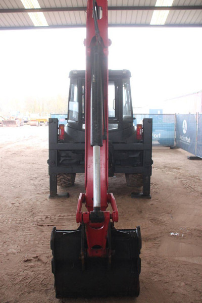 Manitou TLB 844S X4 - Tractopelle: photos 4 Manitou TLB 844S X4 - Tractopelle: photos 4
