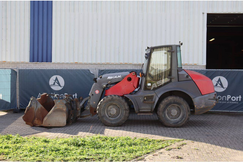Mecalac AS700 - Chargeuse sur pneus: photos 2 Mecalac AS700 - Chargeuse sur pneus: photos 2