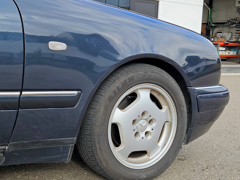 Mercedes-Benz E-Klasse (W210) _ 300 D Automatic - Berline: photos 5 Mercedes-Benz E-Klasse (W210) _ 300 D Automatic - Berline: photos 5