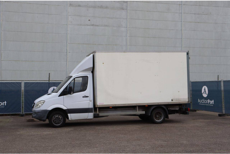 Mercedes-Benz Sprinter - Fourgon grand volume: photos 1 Mercedes-Benz Sprinter - Fourgon grand volume: photos 1