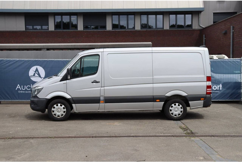 Mercedes-Benz Sprinter - Fourgon utilitaire: photos 2 Mercedes-Benz Sprinter - Fourgon utilitaire: photos 2