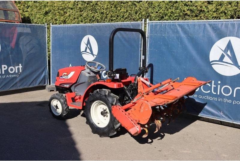 Mitsubishi MMT15 - Tracteur agricole: photos 3 Mitsubishi MMT15 - Tracteur agricole: photos 3