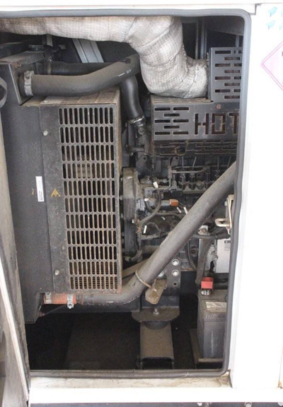 Groupe électrogène SDMO R110C3: photos 10