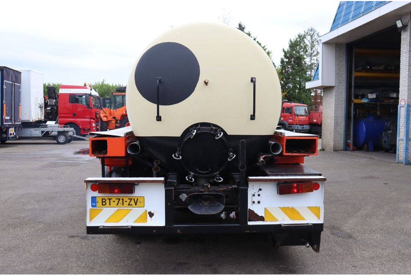 Scania P82 CG13 - Camion fourgon: photos 4 Scania P82 CG13 - Camion fourgon: photos 4
