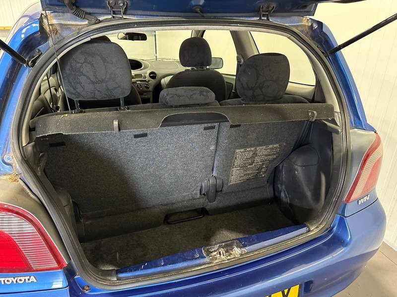 Toyota Yaris - Berline: photos 5 Toyota Yaris - Berline: photos 5