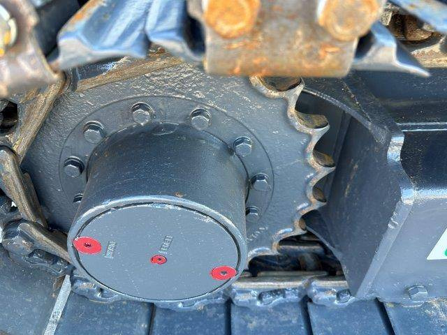 Pelle sur chenille Volvo EC55D: photos 16