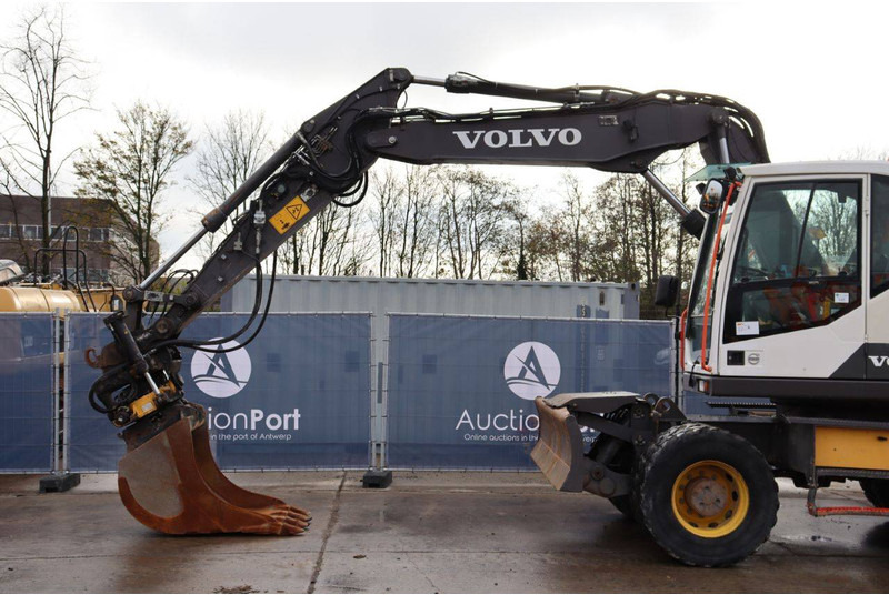 Pelle sur pneus Volvo EWR150E: photos 10