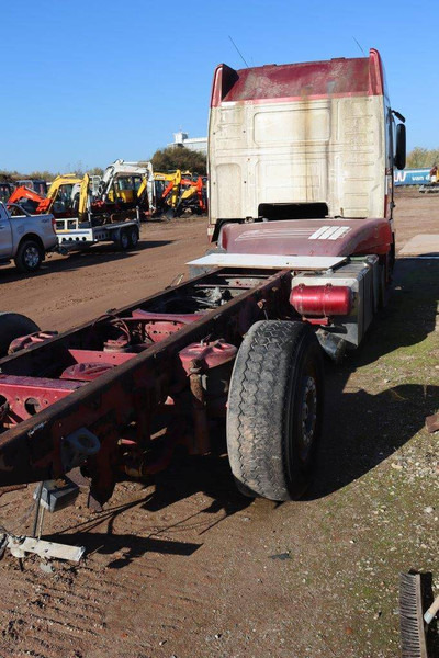 Volvo FH16-520 - Châssis cabine: photos 5 Volvo FH16-520 - Châssis cabine: photos 5