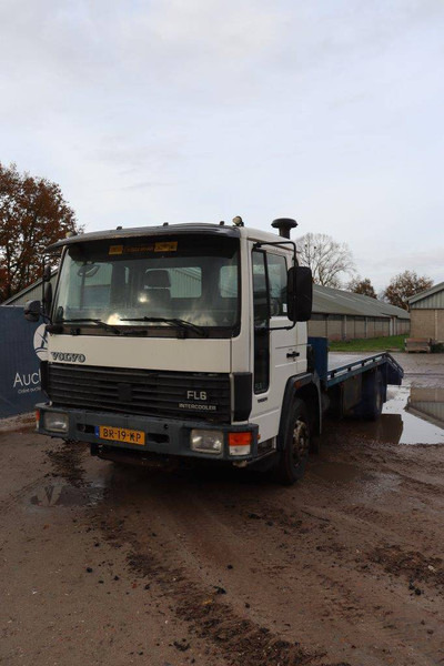 Camion plateau Volvo FL 613: photos 9 Camion plateau Volvo FL 613: photos 9