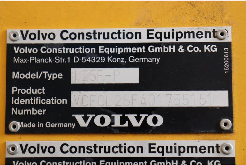 Chargeuse sur pneus Volvo L25F-P: photos 17