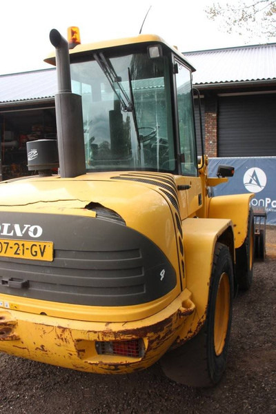 Volvo L45TP - Chargeuse sur pneus: photos 5 Volvo L45TP - Chargeuse sur pneus: photos 5