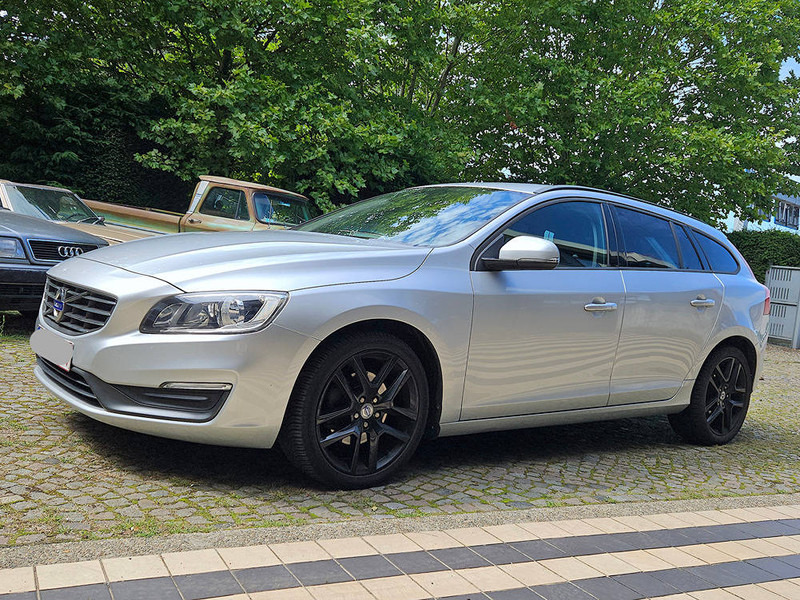 Volvo V60 D3 - Berline: photos 2 Volvo V60 D3 - Berline: photos 2