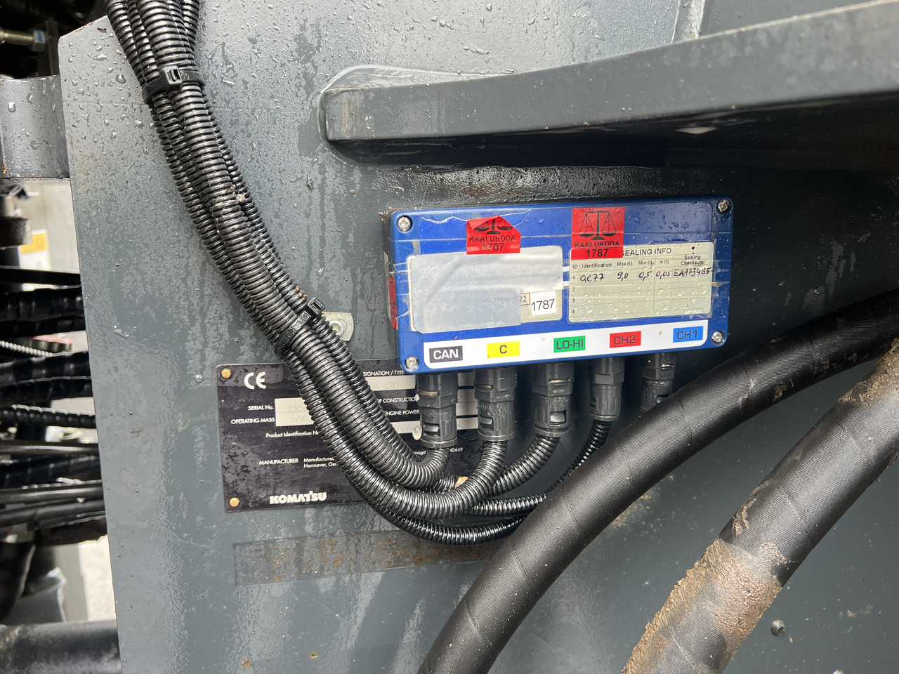 Chargeuse sur pneus KOMATSU WA 380-8E0: photos 19 Chargeuse sur pneus KOMATSU WA 380-8E0: photos 19