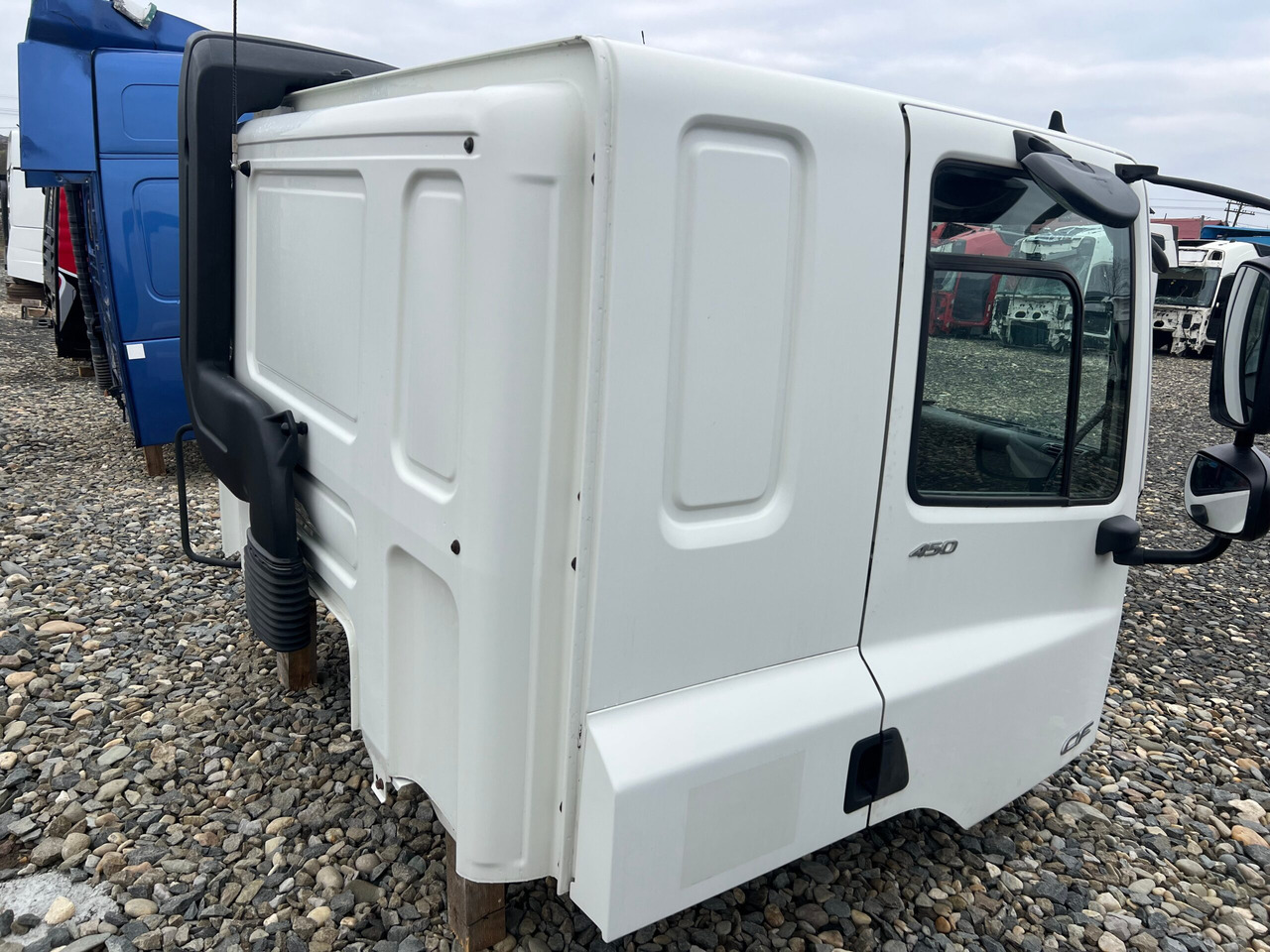 CABINA DAF CF SLEEPER L2H1 - Cabine pour Camion: photos 5 CABINA DAF CF SLEEPER L2H1 - Cabine pour Camion: photos 5