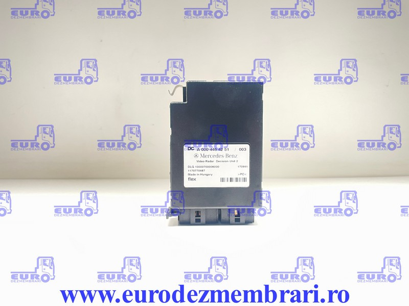 CALCULATOR VIDEO RADAR MERCEDES ACTROS MP4 A0004464251 - Bloc de gestion pour Camion: photos 1 CALCULATOR VIDEO RADAR MERCEDES ACTROS MP4 A0004464251 - Bloc de gestion pour Camion: photos 1