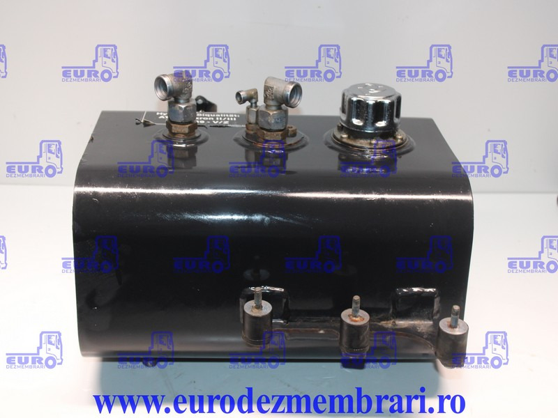 REZERVOR ULEI HIDRAULIC MAN TGS HYDRODRIVE 81.36049.5003, 81.36049.5000 - Réservoir hydraulique pour Camion: photos 1 REZERVOR ULEI HIDRAULIC MAN TGS HYDRODRIVE 81.36049.5003, 81.36049.5000 - Réservoir hydraulique pour Camion: photos 1