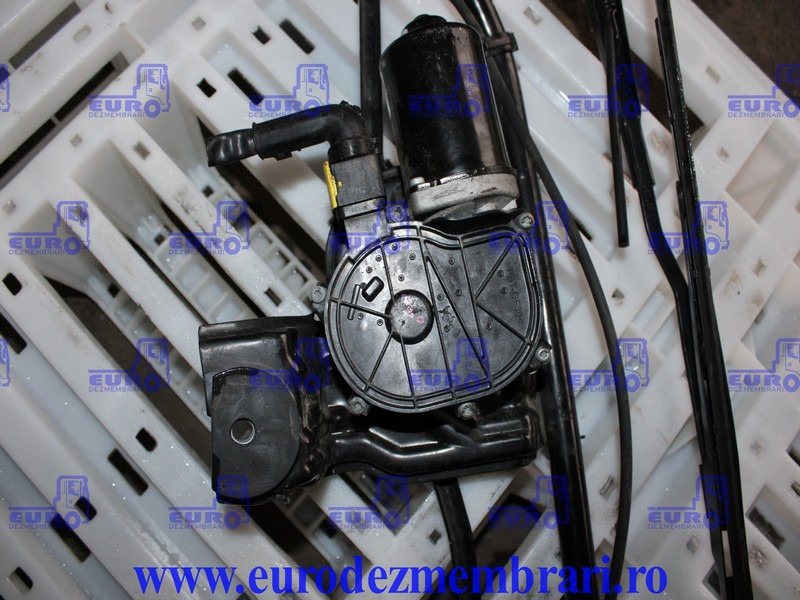 TIMONERIE + MOTORAS STERGATOARE PARBRIZ SCANIA SUPER 2561570, 2558026 - Essuie-glace pour Camion: photos 2 TIMONERIE + MOTORAS STERGATOARE PARBRIZ SCANIA SUPER 2561570, 2558026 - Essuie-glace pour Camion: photos 2