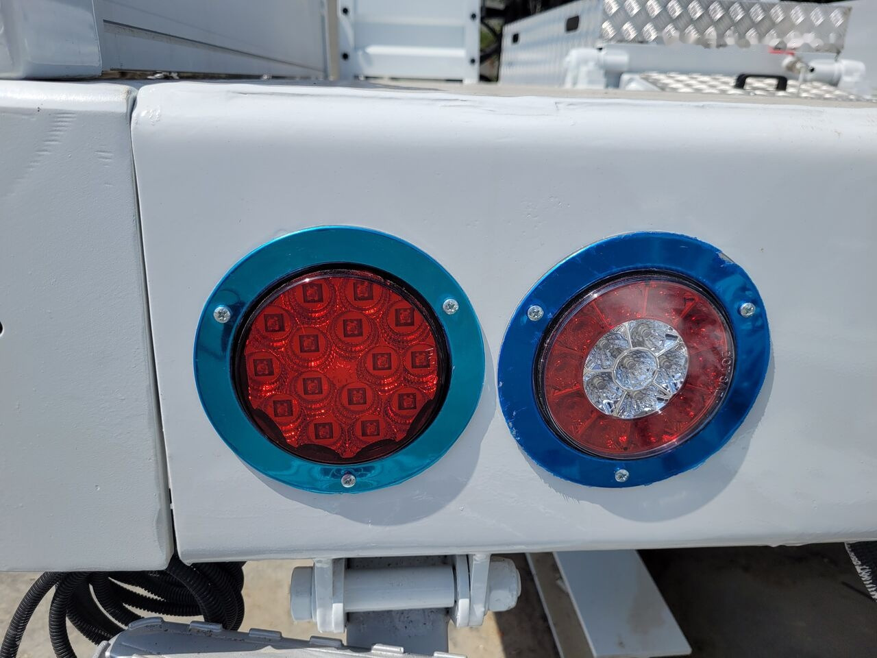 MERCEDES-BENZ New BMS BLP 14-09 on chassis - Camion pompe: photos 2 MERCEDES-BENZ New BMS BLP 14-09 on chassis - Camion pompe: photos 2