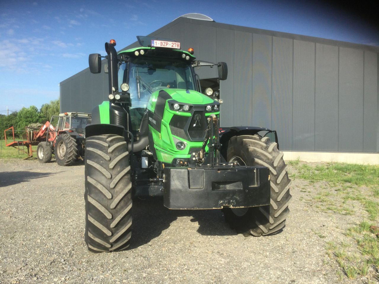 Deutz-Fahr AGROTRON 7250 TTV - Tracteur agricole: photos 4 Deutz-Fahr AGROTRON 7250 TTV - Tracteur agricole: photos 4