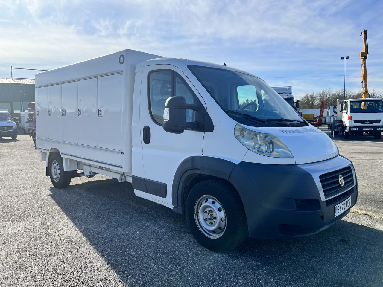 FUROGON HELADERO CON PLACAS MERCEDES Y IVECO - Utilitaire frigorifique: photos 3 FUROGON HELADERO CON PLACAS MERCEDES Y IVECO - Utilitaire frigorifique: photos 3