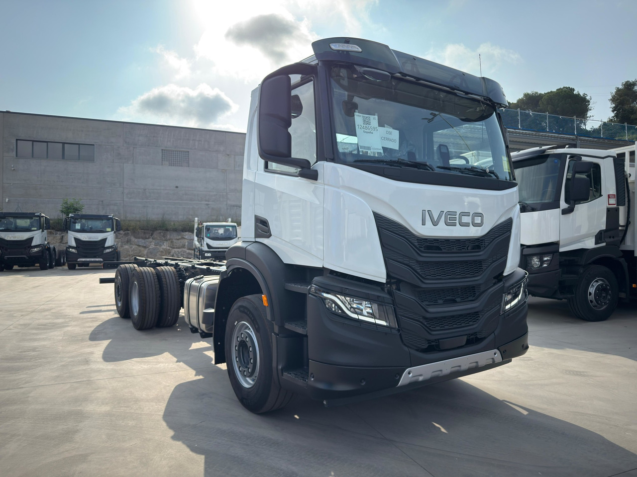 IVECO AD280X40 YPS ON X-WAY E6 (Chassis) - Châssis cabine: photos 3 IVECO AD280X40 YPS ON X-WAY E6 (Chassis) - Châssis cabine: photos 3