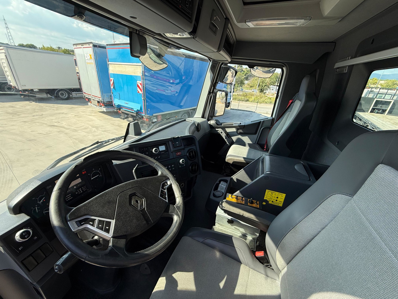 RENAULT C430 TI E6 (Hook) - Camion ampliroll: photos 5 RENAULT C430 TI E6 (Hook) - Camion ampliroll: photos 5