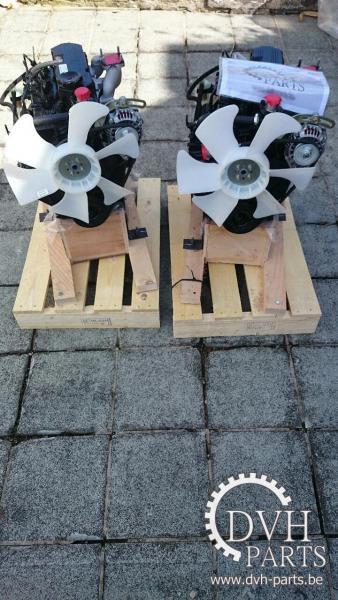 Mitsubishi S3L2 - Moteur pour Engins de chantier: photos 2 Mitsubishi S3L2 - Moteur pour Engins de chantier: photos 2