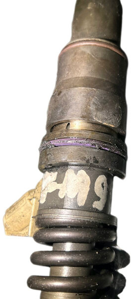 Volvo  - Filtre à carburant: photos 3 Volvo  - Filtre à carburant: photos 3