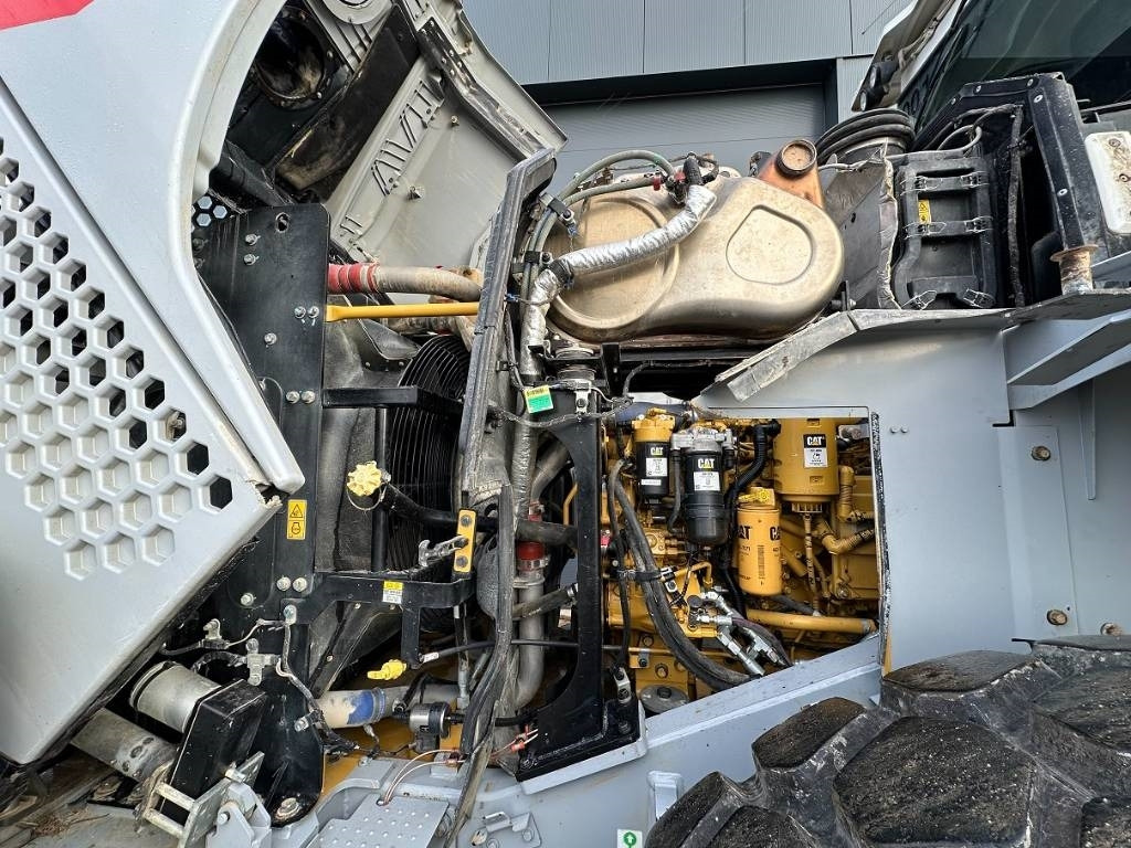 Chargeuse sur pneus CAT 962 M (NEW REMAN ENGINE): photos 17