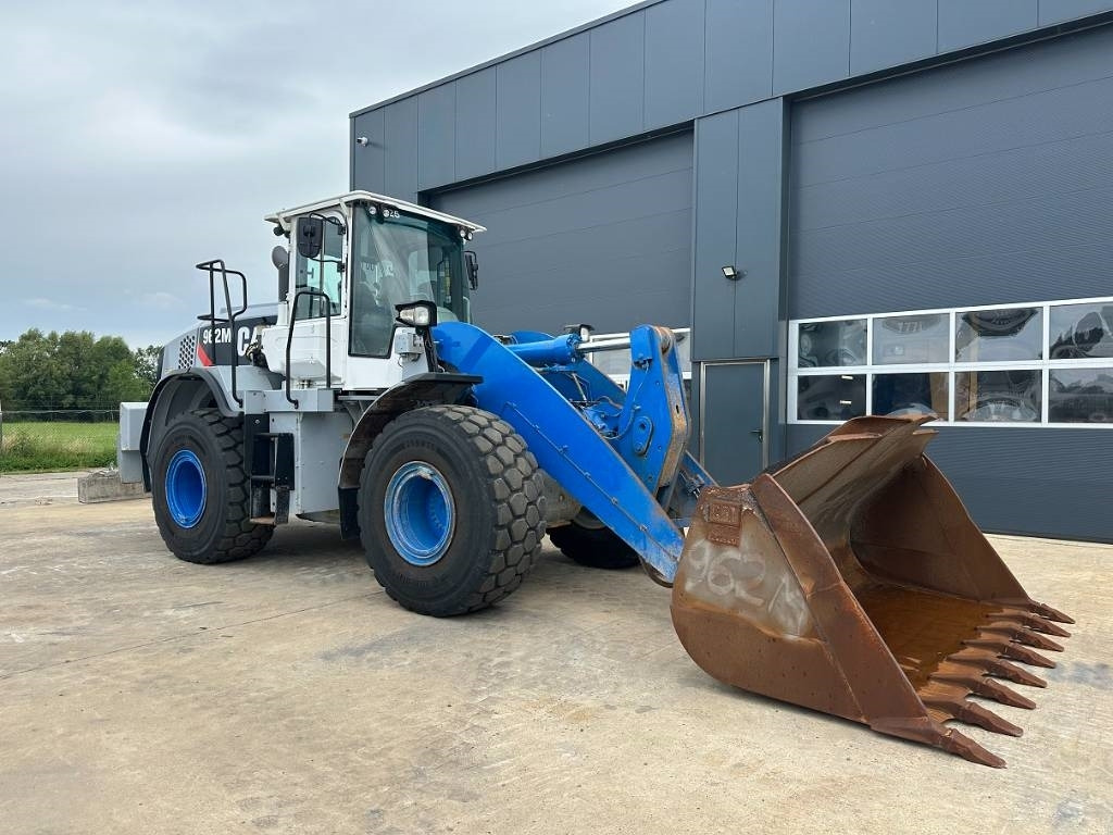 Chargeuse sur pneus CAT 962 M (NEW REMAN ENGINE): photos 25