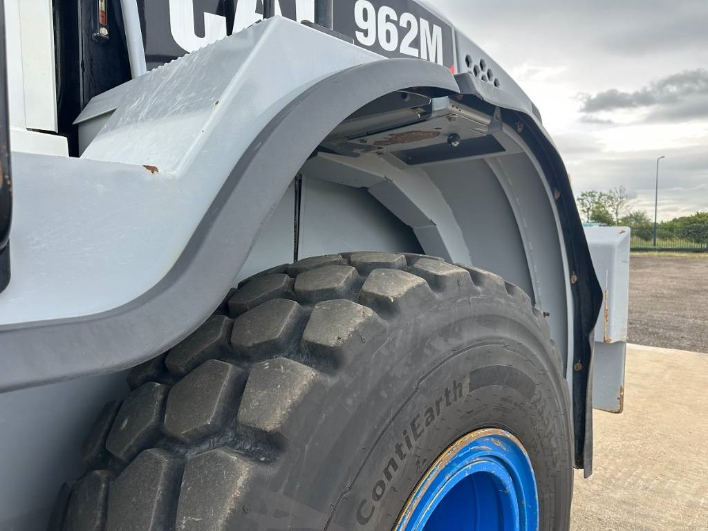 Chargeuse sur pneus CAT 962 M (NEW REMAN ENGINE): photos 29