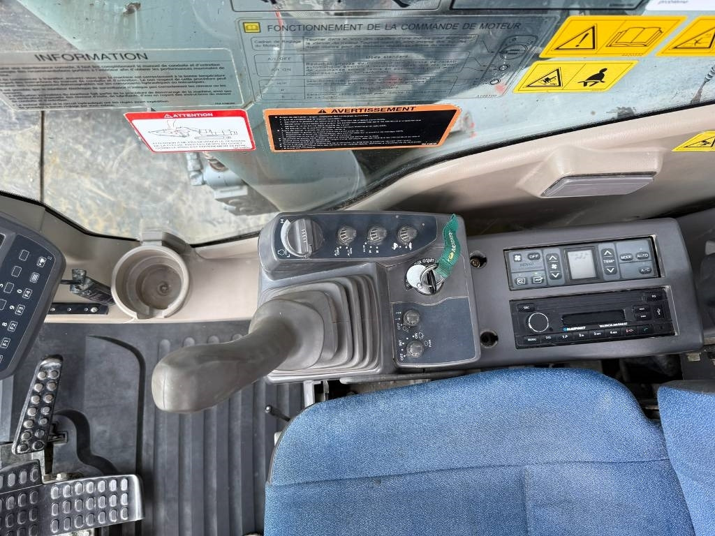 Pelle sur chenille Hitachi ZX 470 LC H-3: photos 19