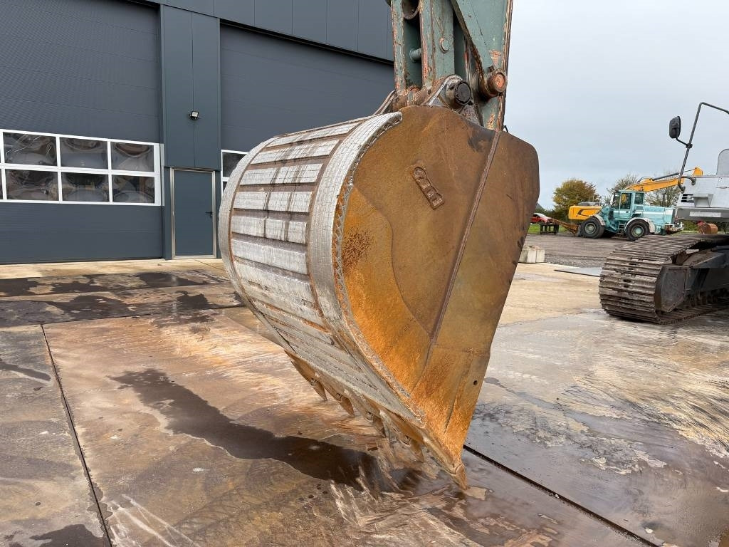 Pelle sur chenille Hitachi ZX 470 LC H-3: photos 24