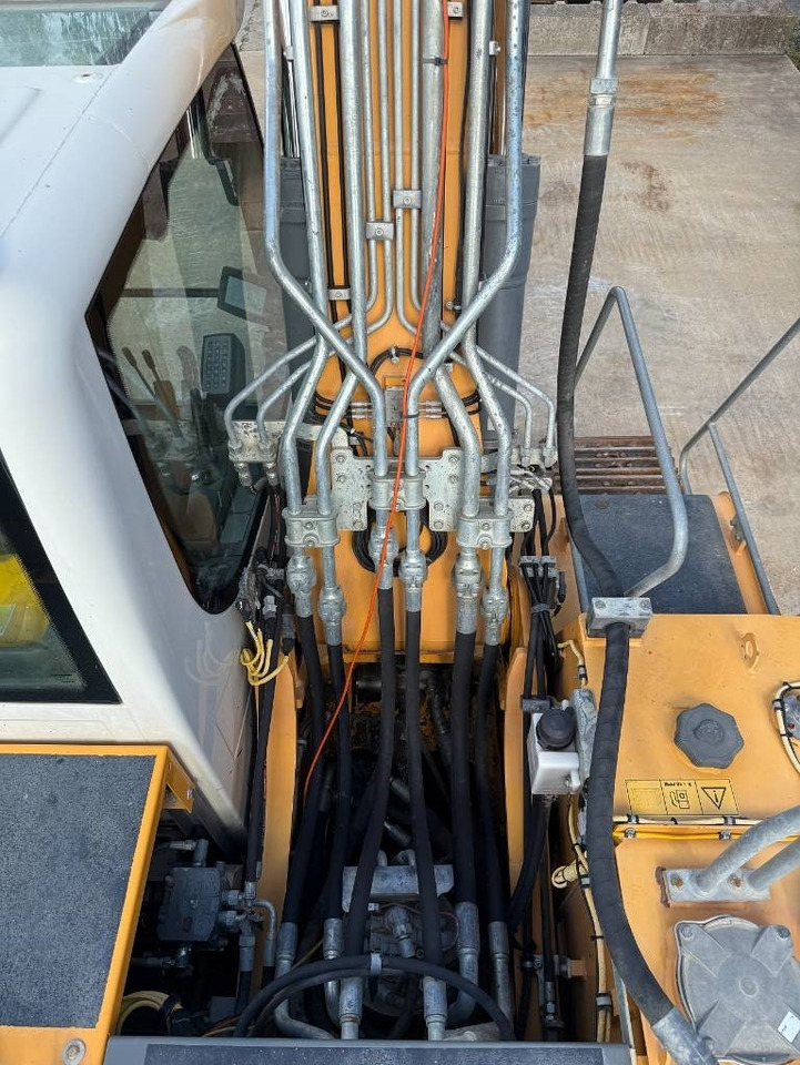 Pelle sur chenille Liebherr R922 LC: photos 13