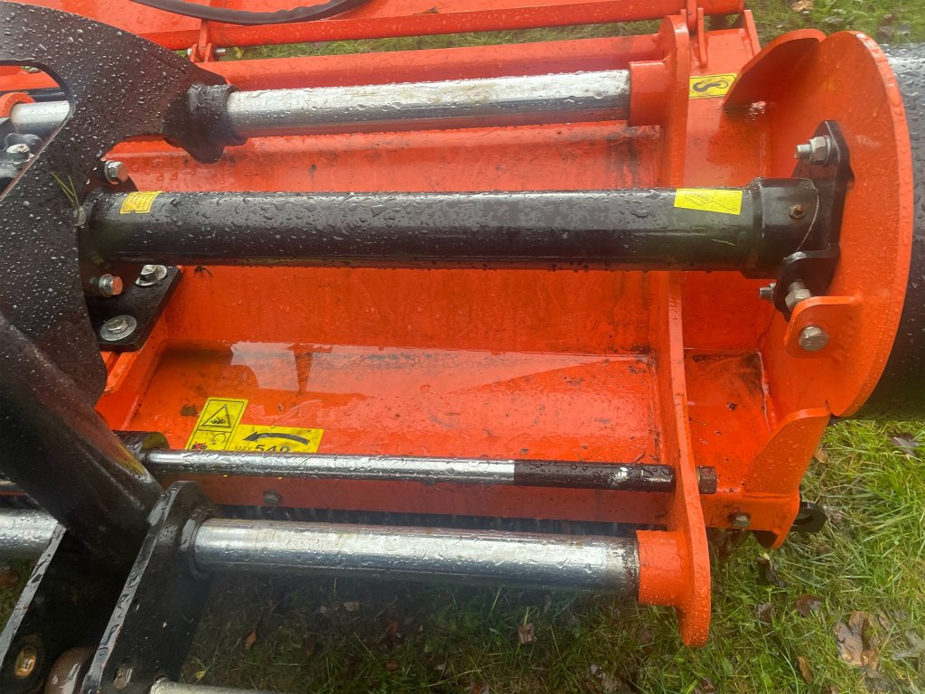 Agri Implement Menasor 200HA-T - Broyeur à axe horizontal: photos 5 Agri Implement Menasor 200HA-T - Broyeur à axe horizontal: photos 5