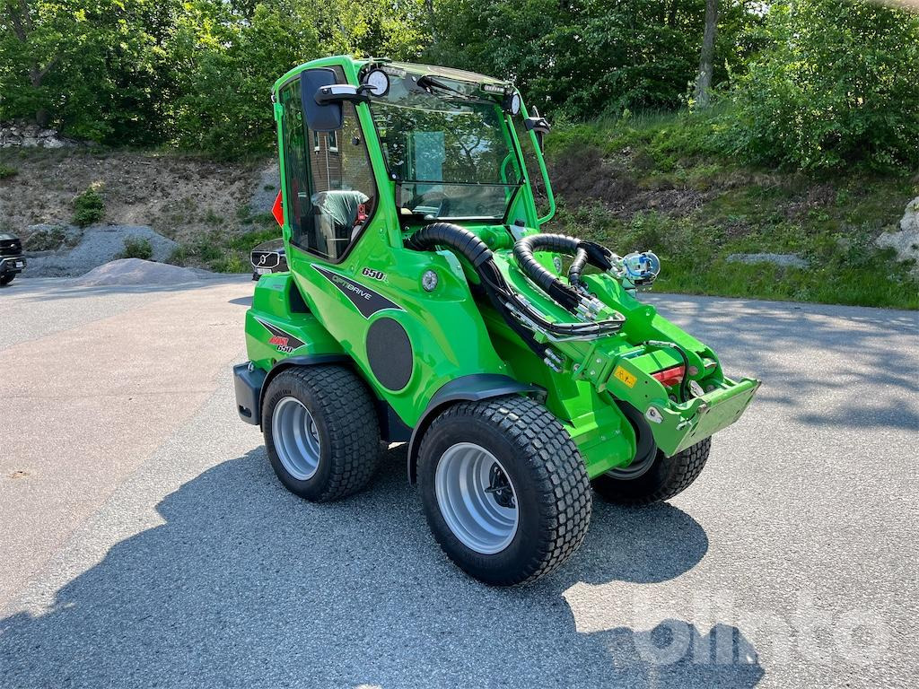 Avant 650i 4X4 med antislip - Mini chargeuse: photos 3 Avant 650i 4X4 med antislip - Mini chargeuse: photos 3