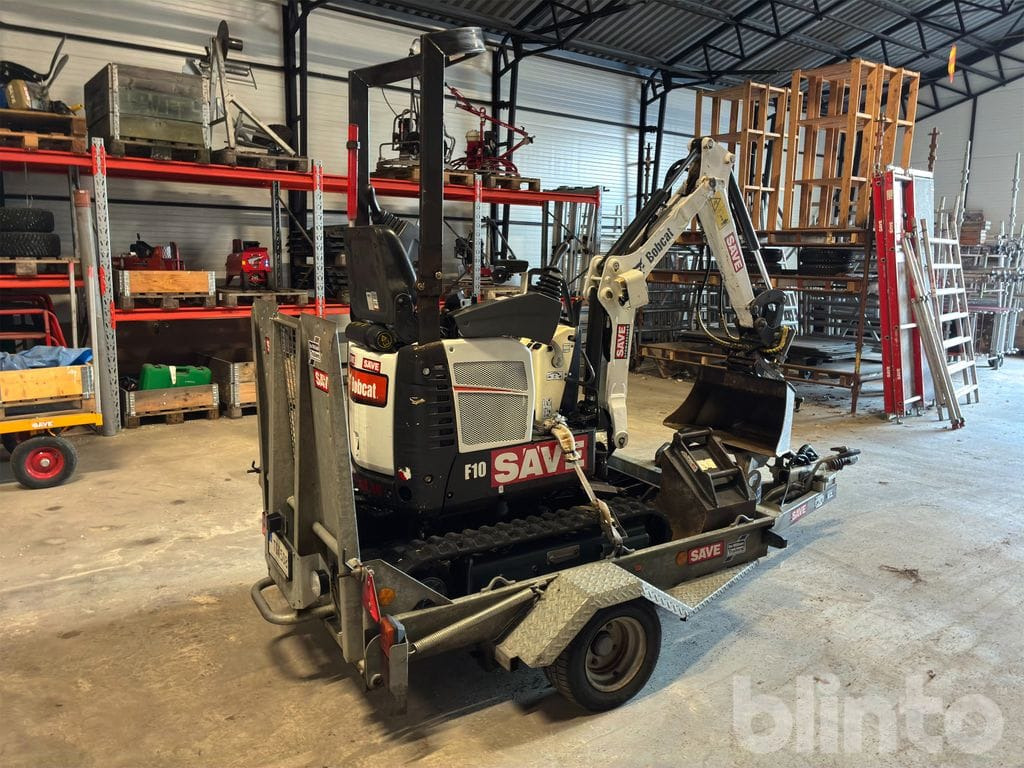 Bobcat E10 - Mini pelle: photos 4 Bobcat E10 - Mini pelle: photos 4