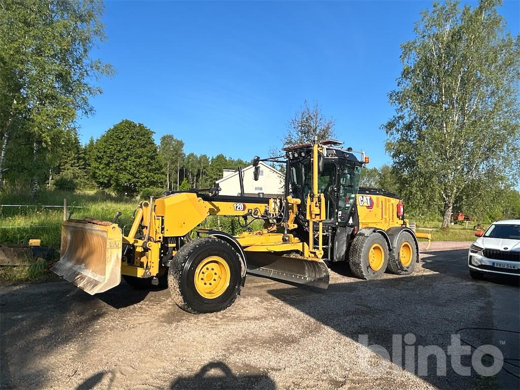 Niveleuse CATERPILLAR 120 AWD: photos 1