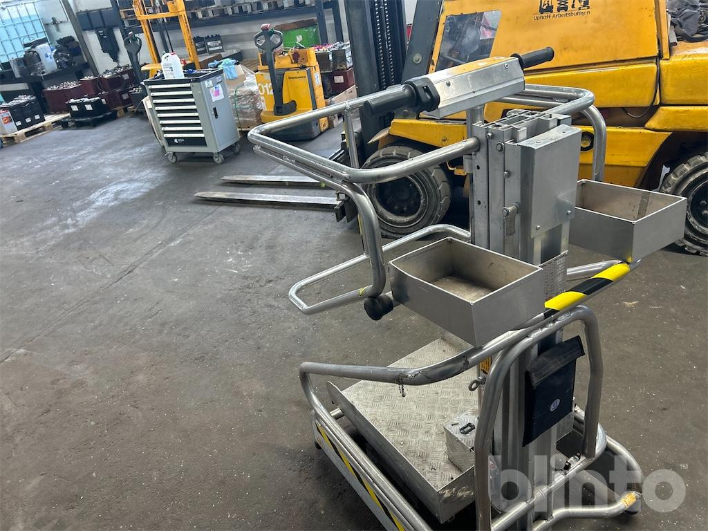 Faraone Elevah 40 (2017) - Nacelle à mât vertical: photos 2 Faraone Elevah 40 (2017) - Nacelle à mât vertical: photos 2