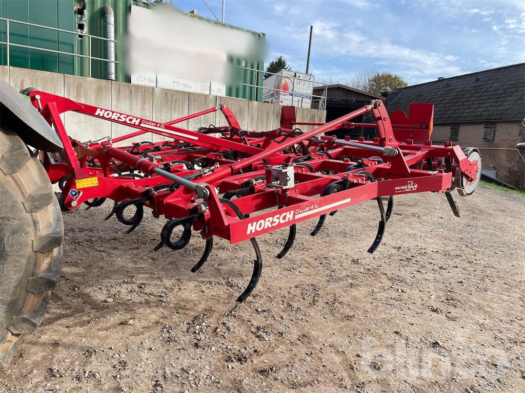 Horsch Cruiser 4 SL (2022) - Bineuse: photos 1 Horsch Cruiser 4 SL (2022) - Bineuse: photos 1