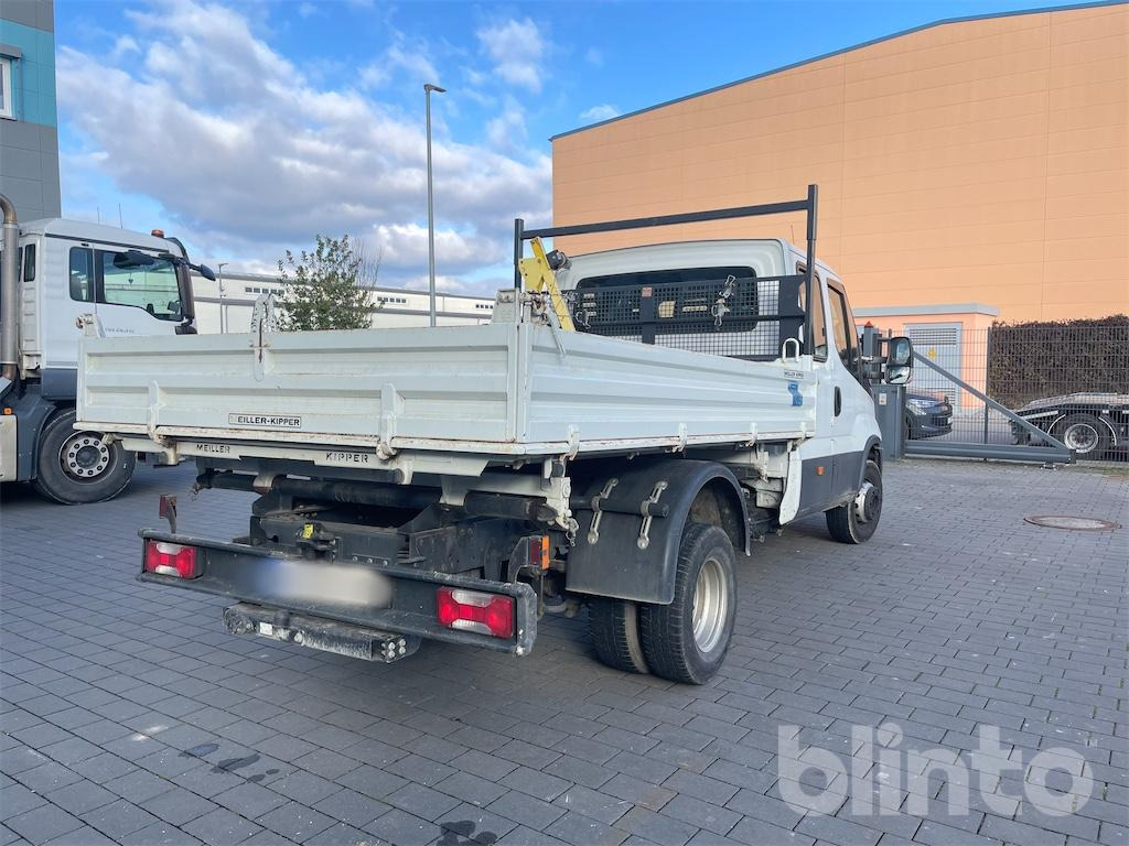 Iveco Daily 70-180 (2019) - Utilitaire benne, Utilitaire double cabine: photos 3 Iveco Daily 70-180 (2019) - Utilitaire benne, Utilitaire double cabine: photos 3