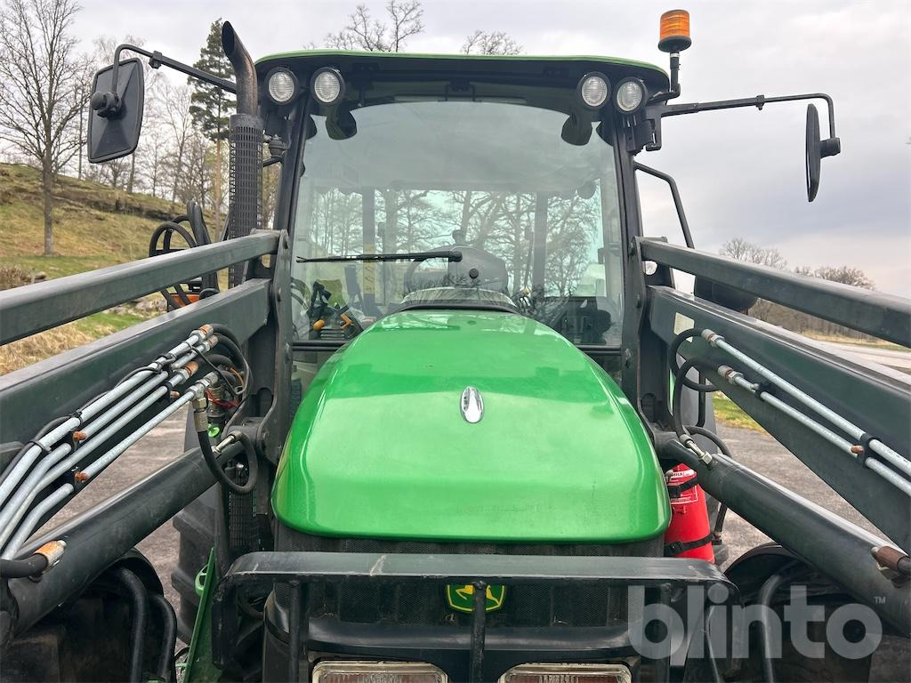 Tracteur agricole JOHN DEERE 5820: photos 14