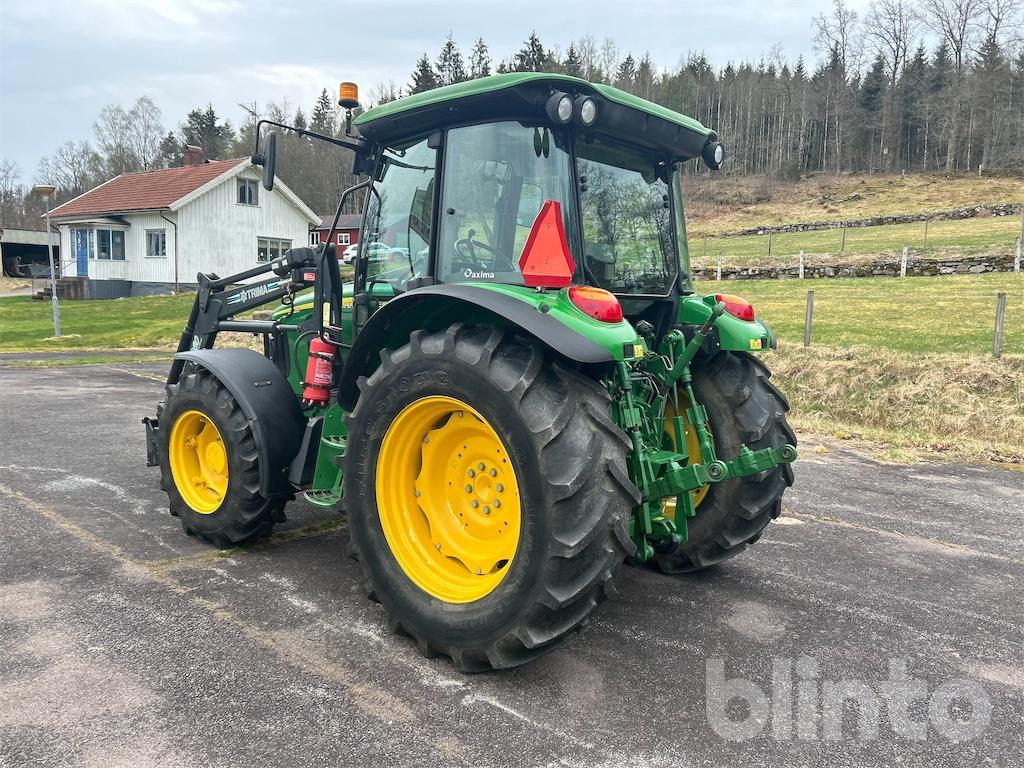 JOHN DEERE 5820 - Tracteur agricole: photos 4 JOHN DEERE 5820 - Tracteur agricole: photos 4