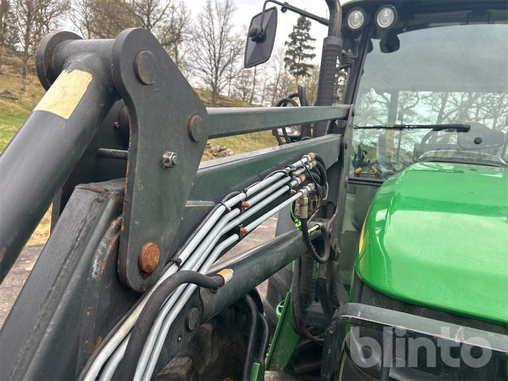 Tracteur agricole JOHN DEERE 5820: photos 16